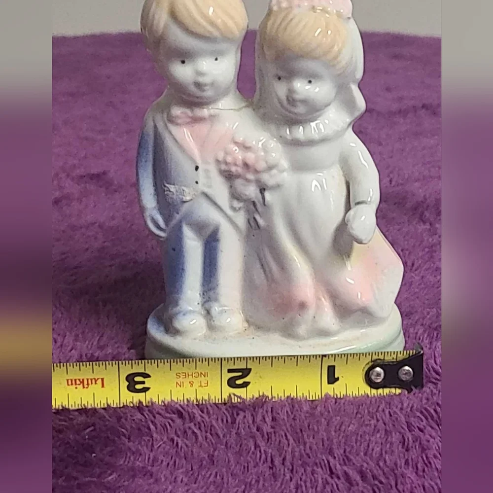 Vintage Bride & Groom Wedding Cake Porcelain Topper